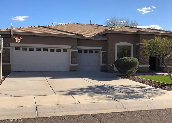 Holiday home Cozy Latitude With Pool Goodyear